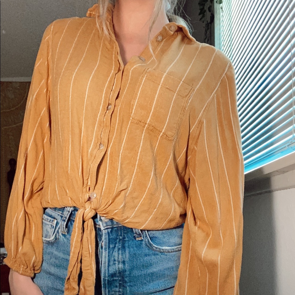 American Eagle Long-sleeve Tie Shirt